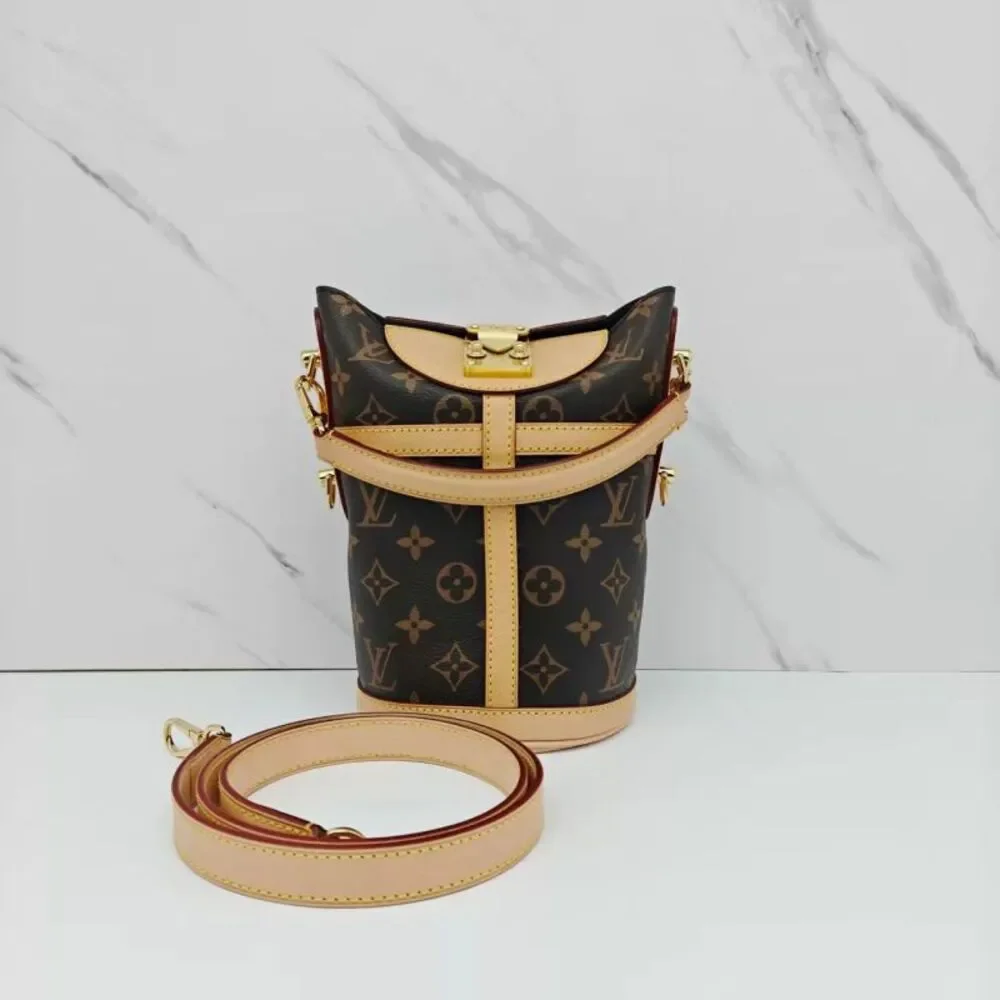 Louis Vuitton Women Pre-Loved Bag Very Good Condition